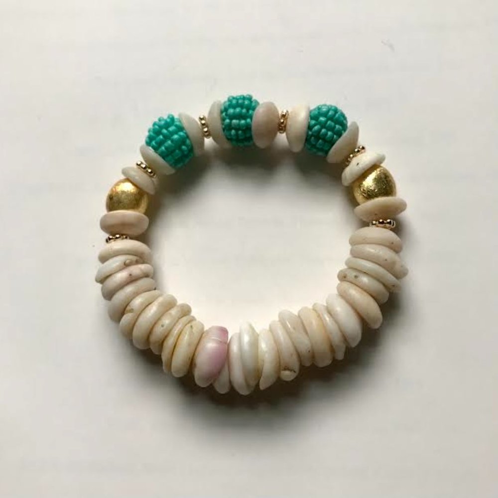 Natural Shells Stretch Bracelets Set of Two